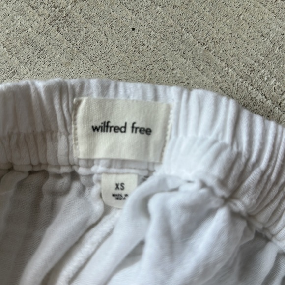 Aritzia women’s sail pant size extra small in white - Picture 3 of 5